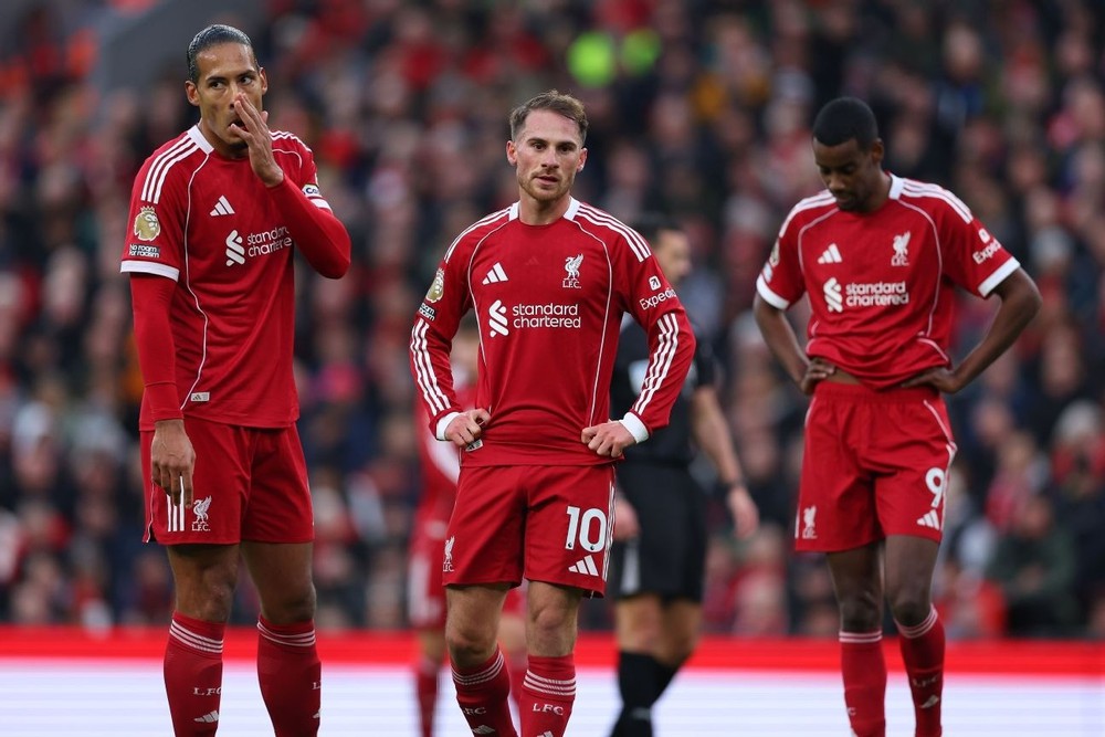 Đã đến lúc Slot giải cứu Liverpool