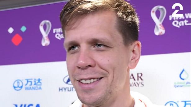 Szczesny thua cược trước Messi