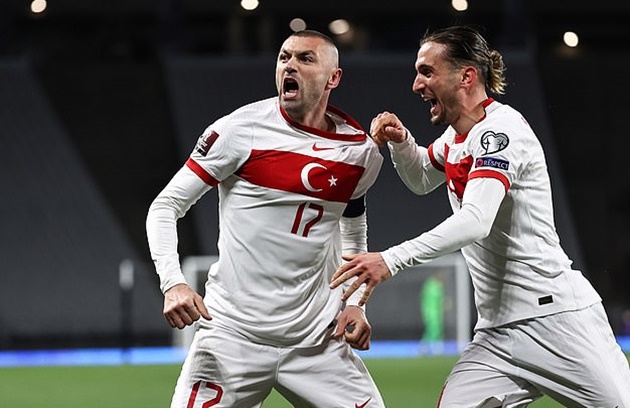 Sao Man Utd dự bị, Hà Lan thua đau trước Thổ Nhĩ Kỳ