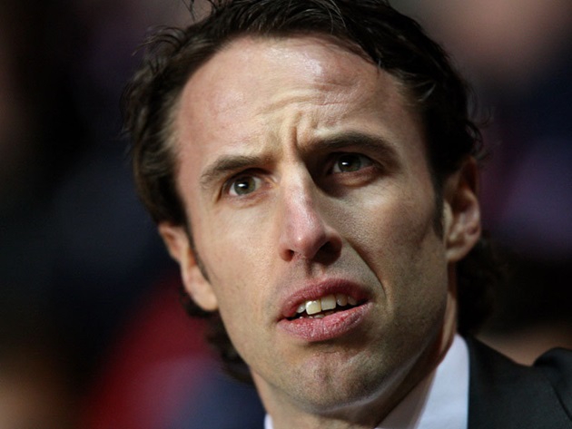 Tính bảo thủ đang kéo lùi người Anh